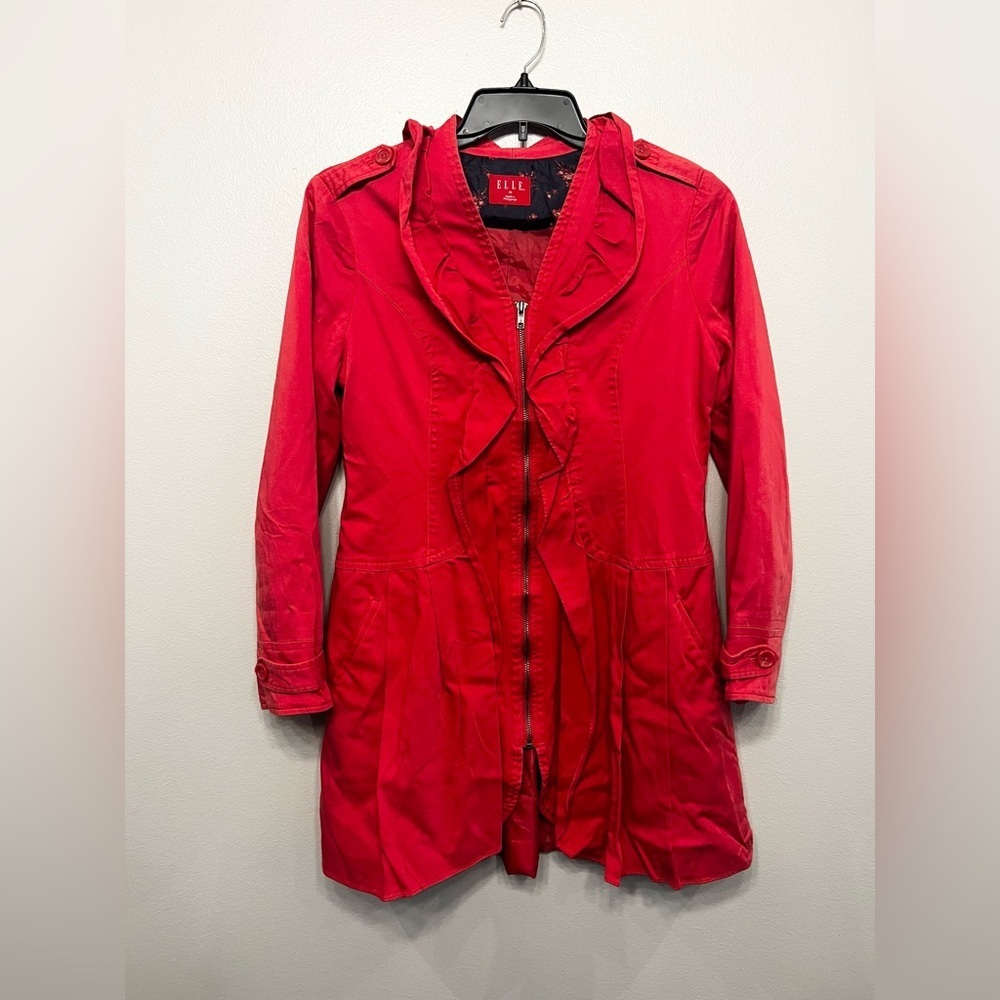 Elle‎ Women's Vibrant Red Trench Coat Ruffle Missing Belt Size Medium
